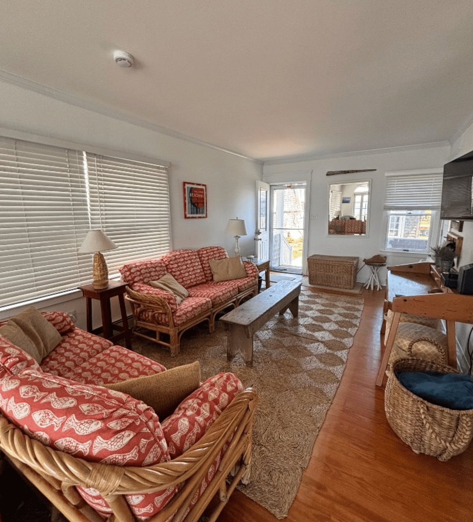 1104 West Ave