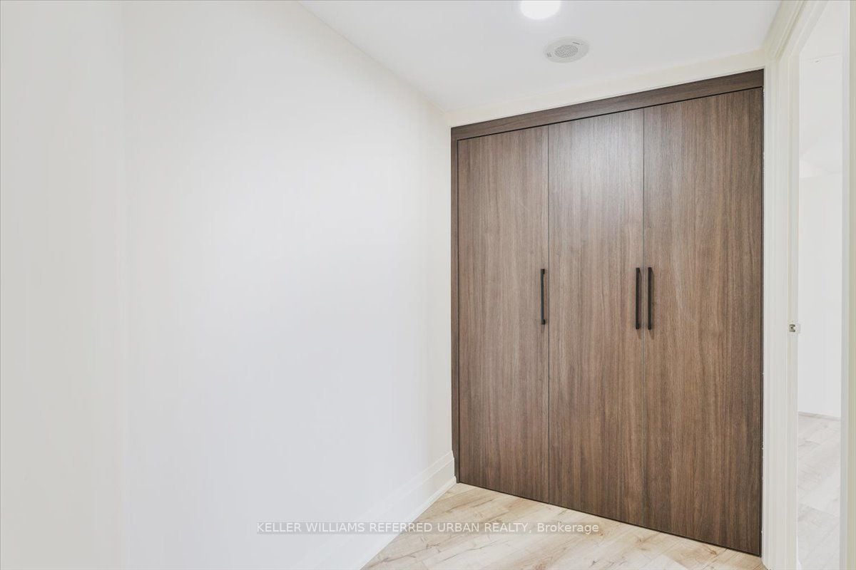 FAMILY LIVING PENTHOUSE