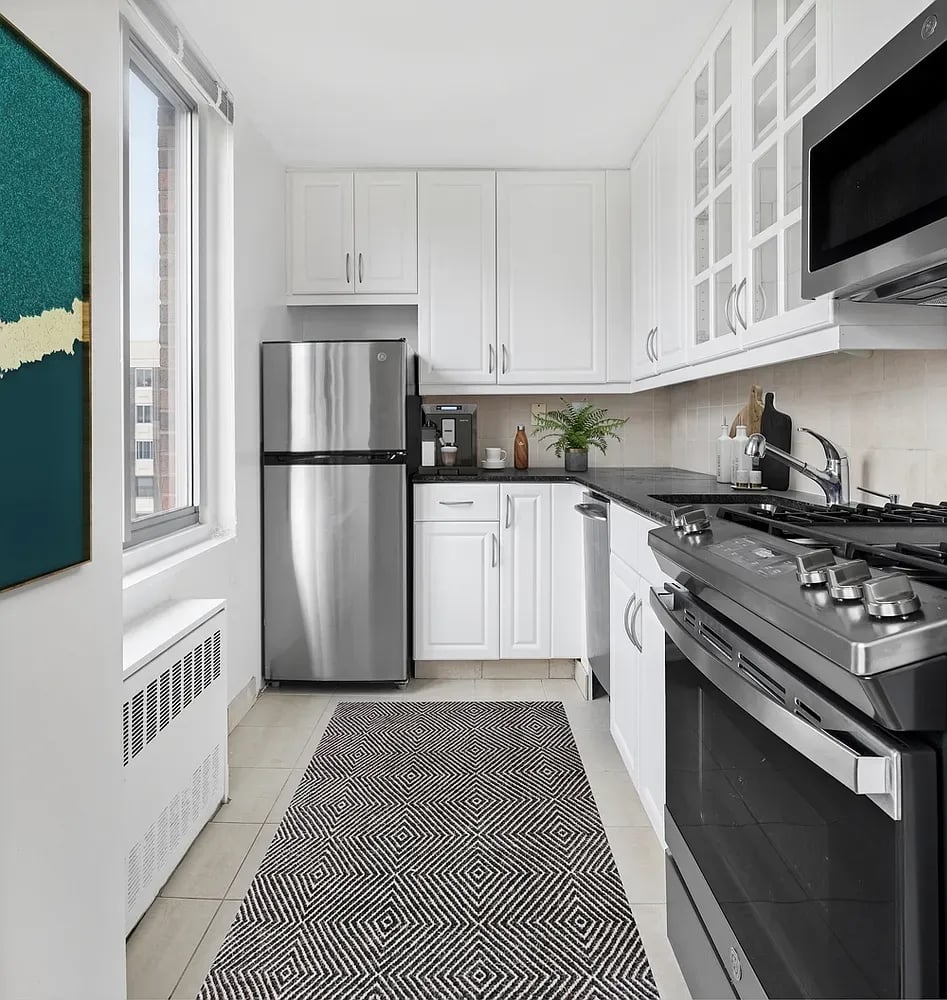 500 2nd Ave #11B