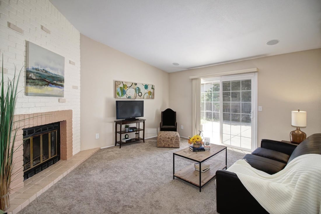 Just Sold in Greenhaven! 810 Portugal Way