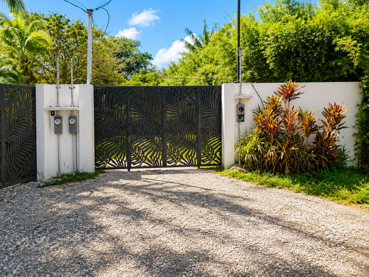 Jardines del Morete Riverside Oasis | Elegant 5 Bed Luxury Home