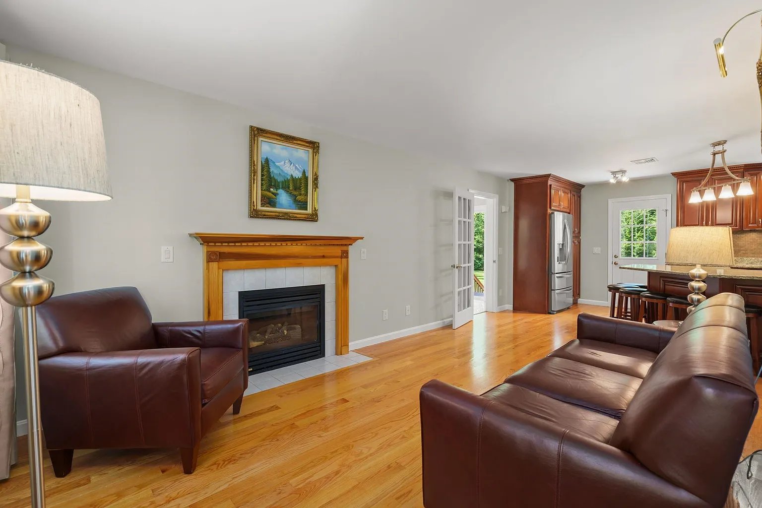 2 Brookside Ln