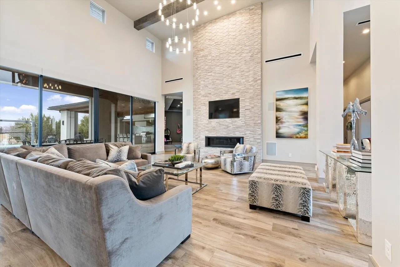 5100 Pato Ct