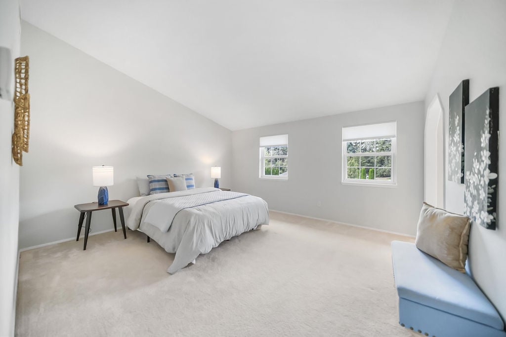 3055 NW Colonial Lane