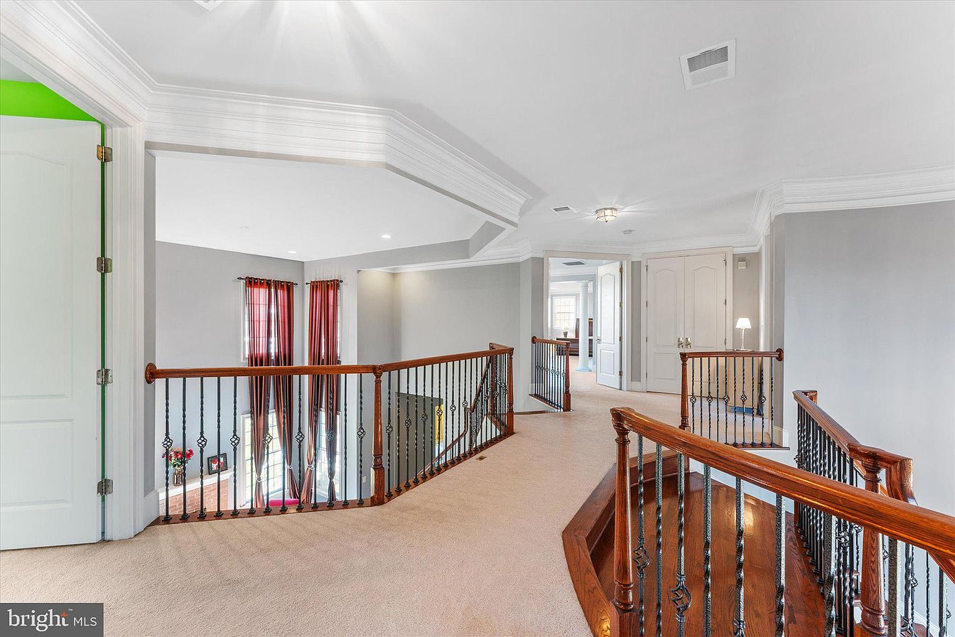 20069 Forest Farm Ln