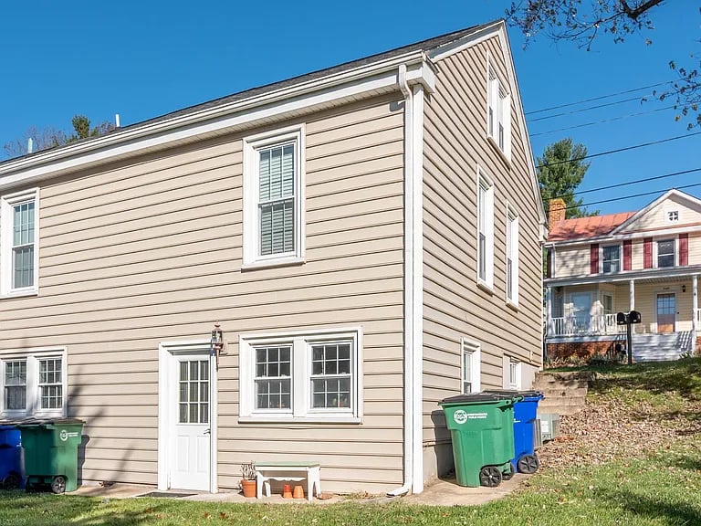 545 Montgomery Steet