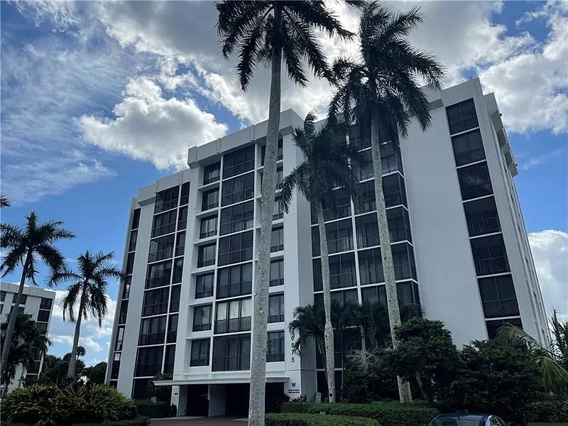 6875 Willow Wood Dr #2046