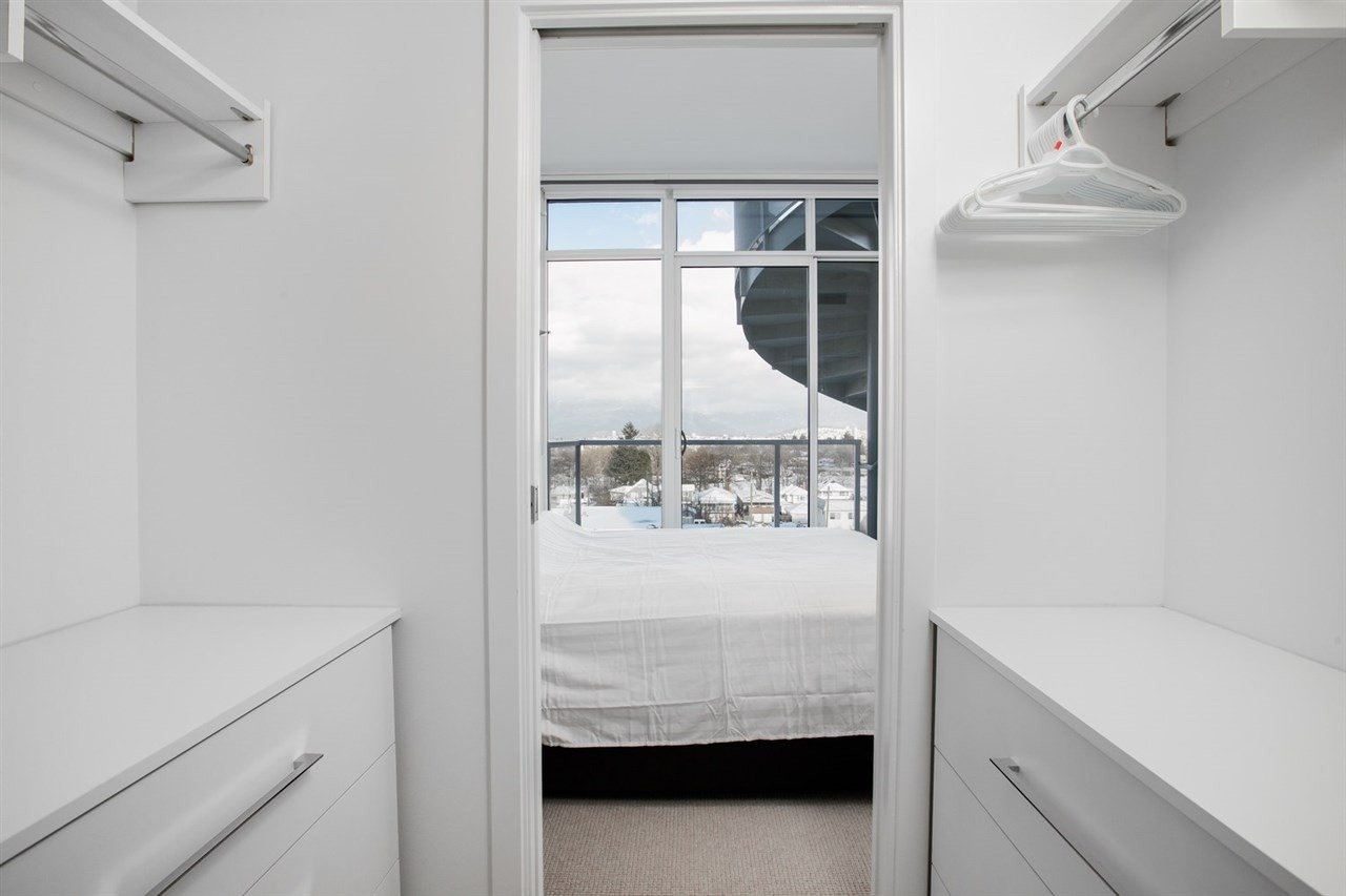2220 Kingsway, #608