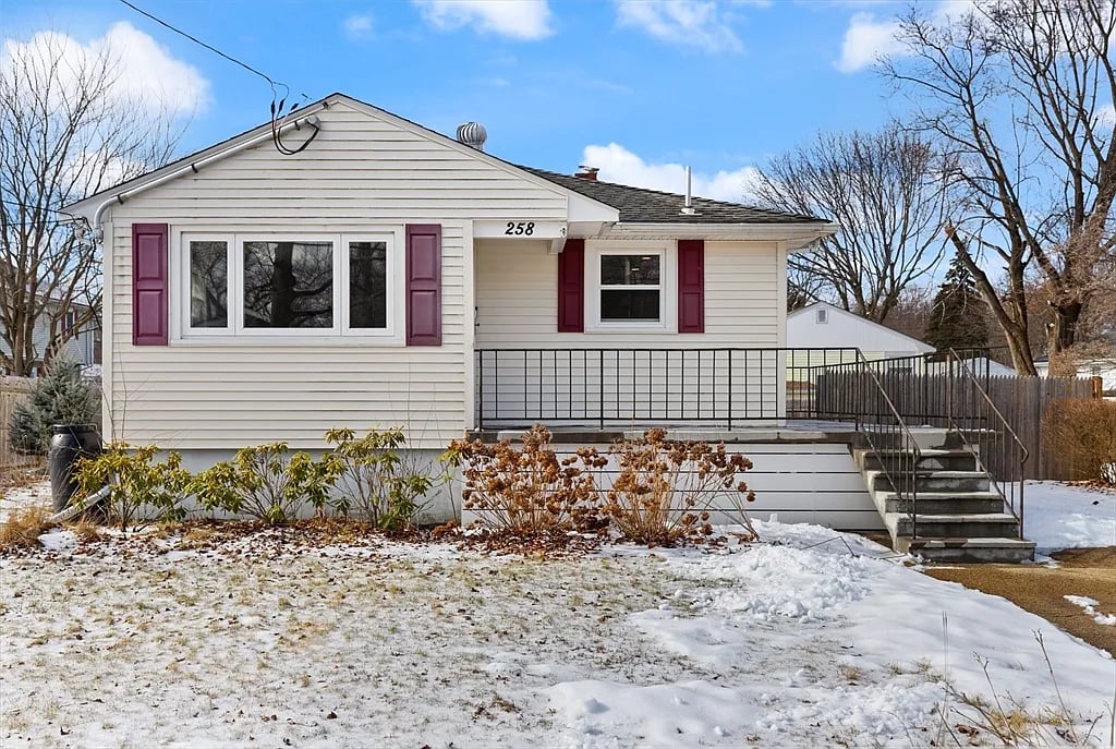 258 Seminole Ave