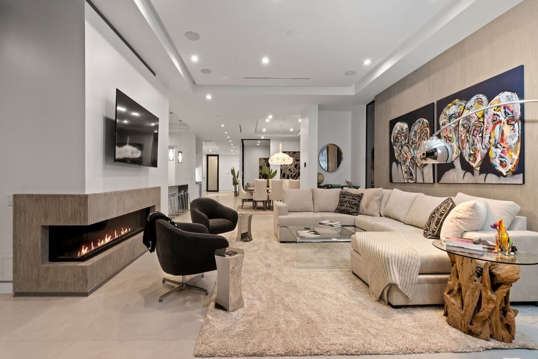 Garden Crescent, North Harper Avenue, 90048