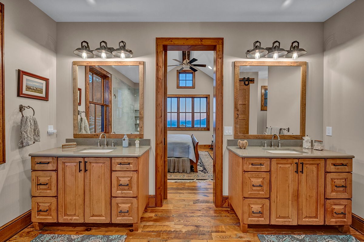 Sorrel Sky Farm Luxury Mountain Equestrian Estate