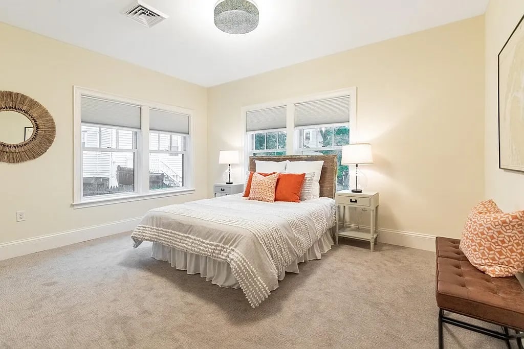 40 Elmwood Ave, #6
