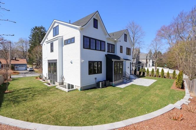 38 Jarvis Cir
