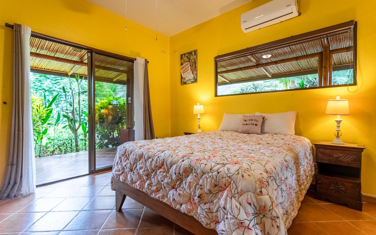 Tropical Getaway with Two Villas and Lush Gardens Near the Heart of Uvita