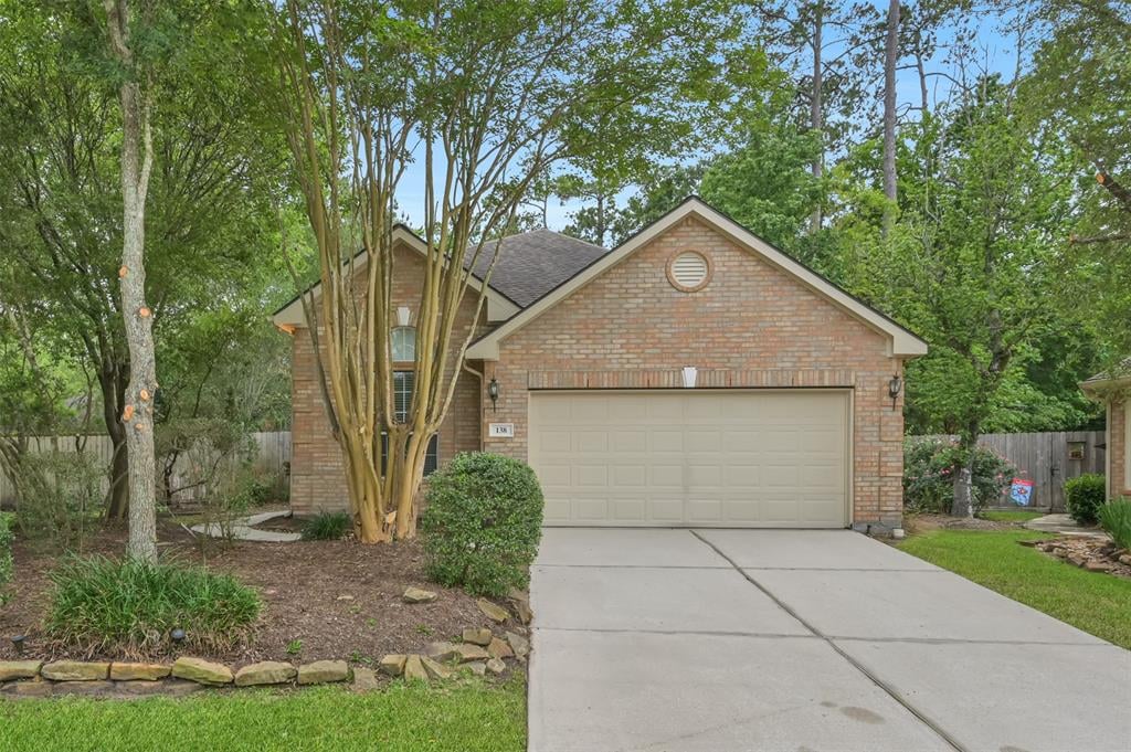 138 W Lilac Ridge Pl