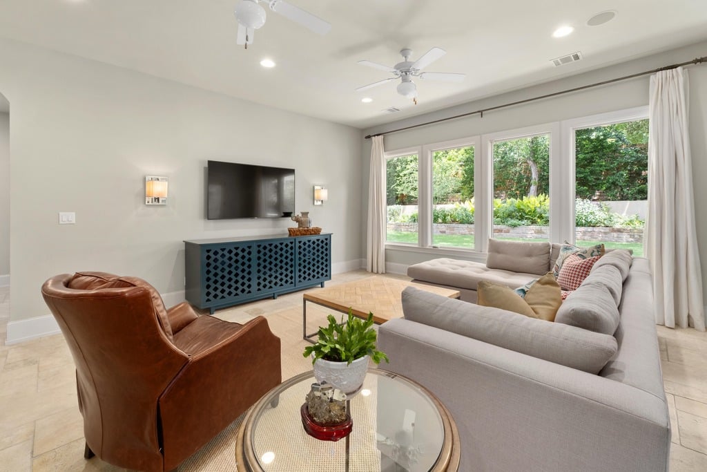 3410 Foothill Pkwy
