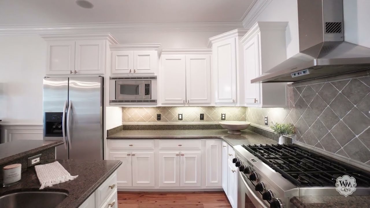 4254 Faber Place Drive unit 3301 North Charleston, SC