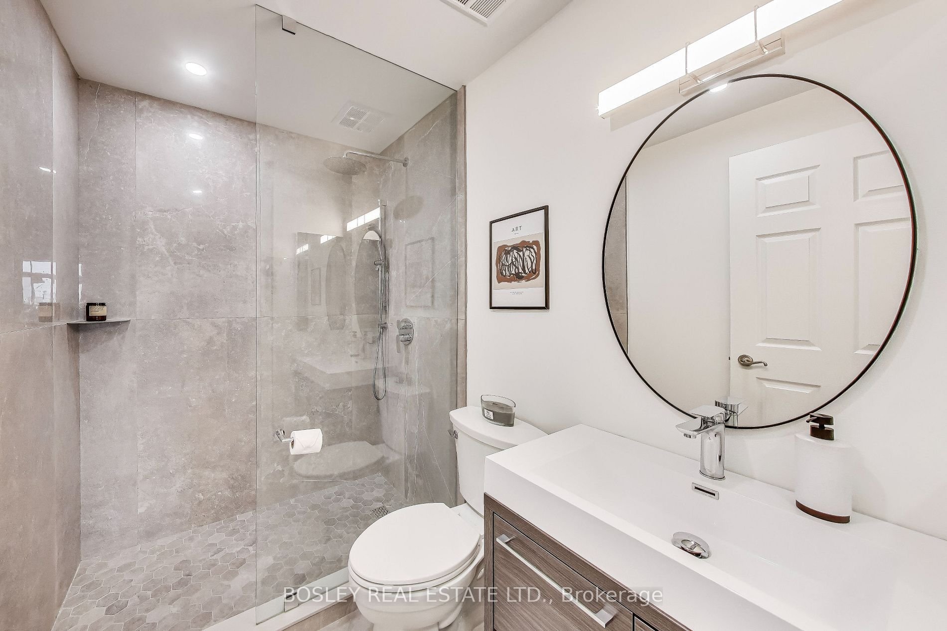 LUXURY LIVING DONE RIGHT