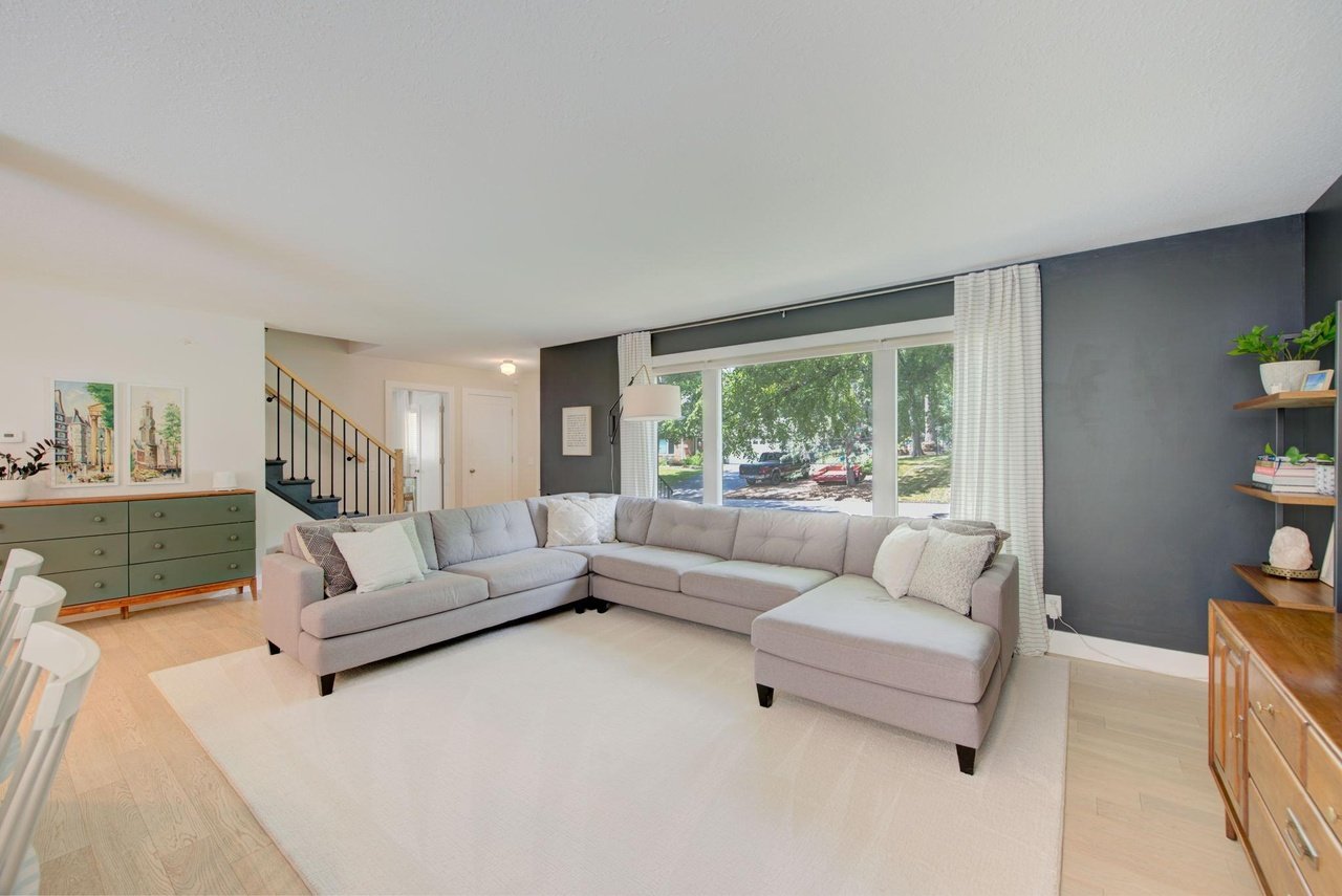 15715 Normandy Ln