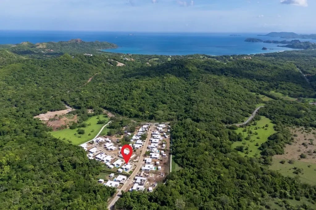 Elegant Tropical Oasis in Reserva Conchal