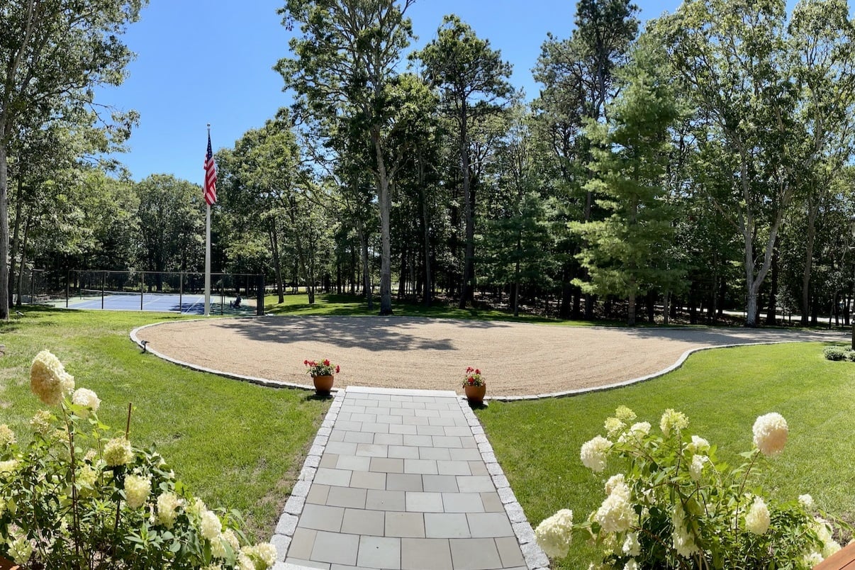 A Turnkey Seapuit Offering in Osterville