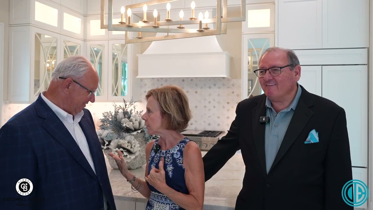 Azalea Commons Ultra luxury homes just two blocks from the beach and all the dinning and shopping