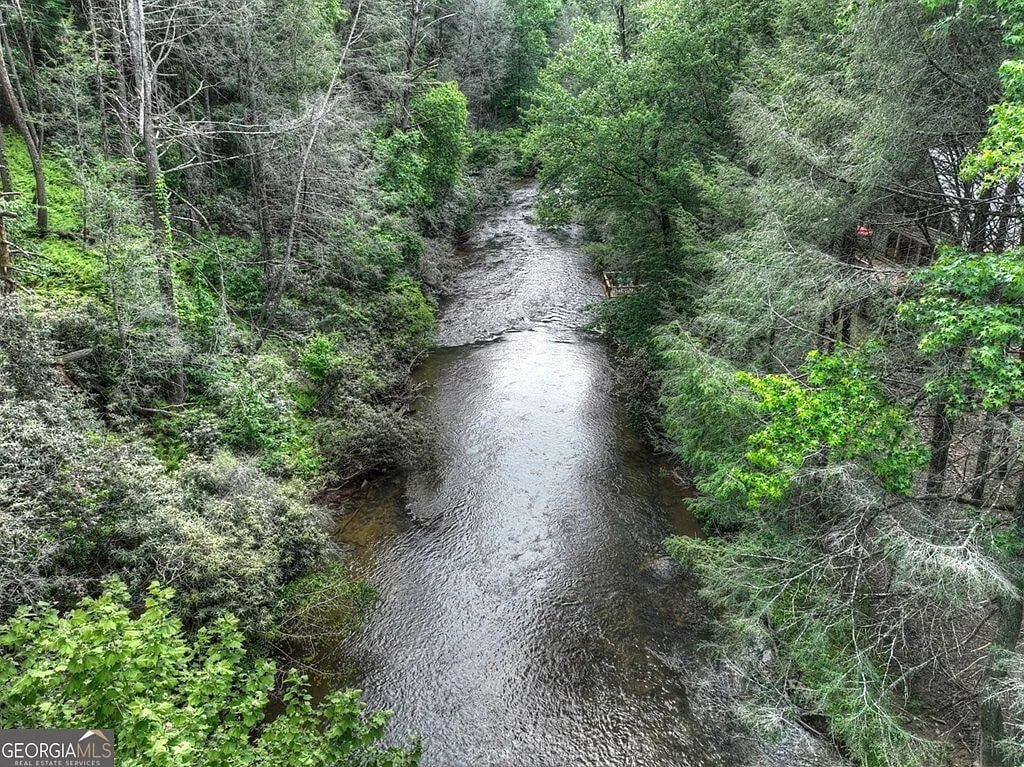 56 River Bend Trl