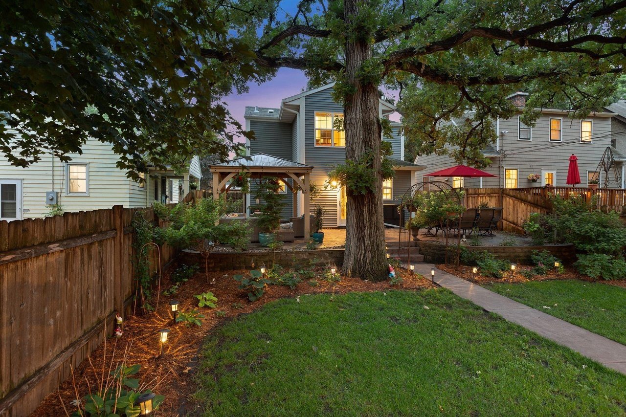 1301 Portland Ave
