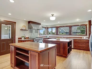 3249 NW 65th St