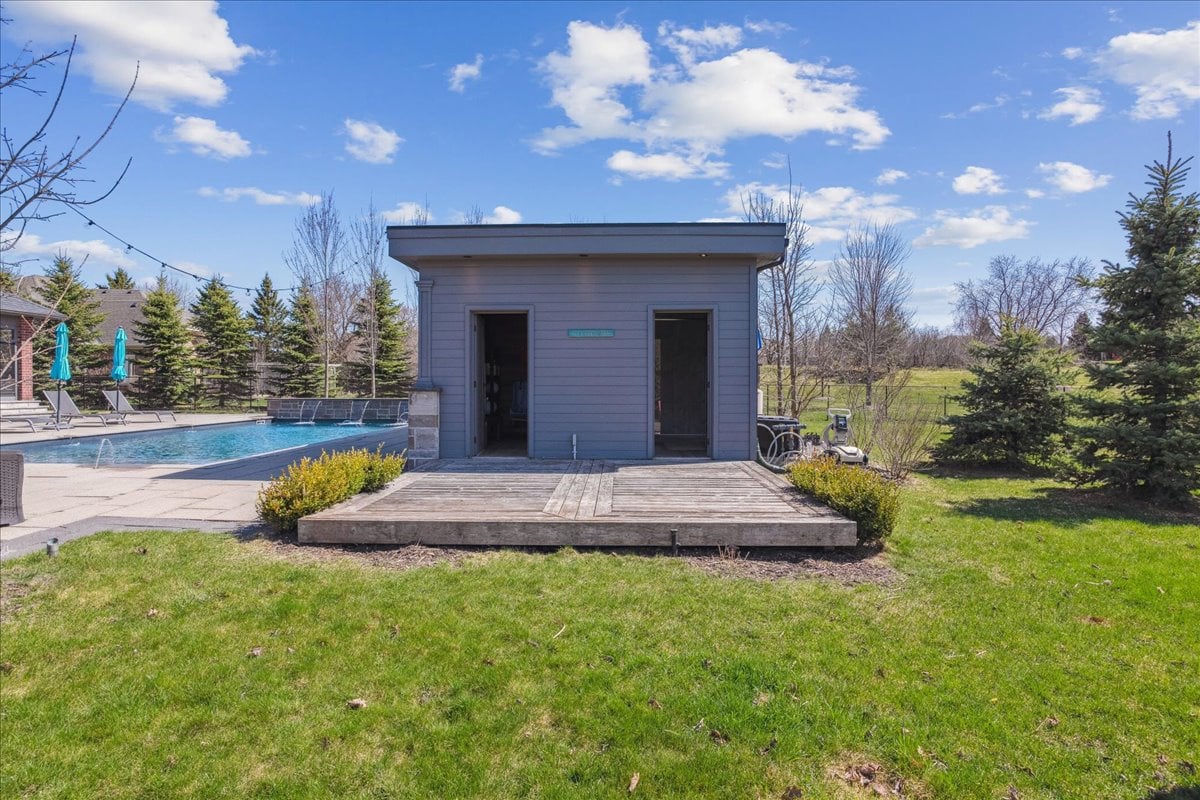 16 Goodwood St, Uxbridge