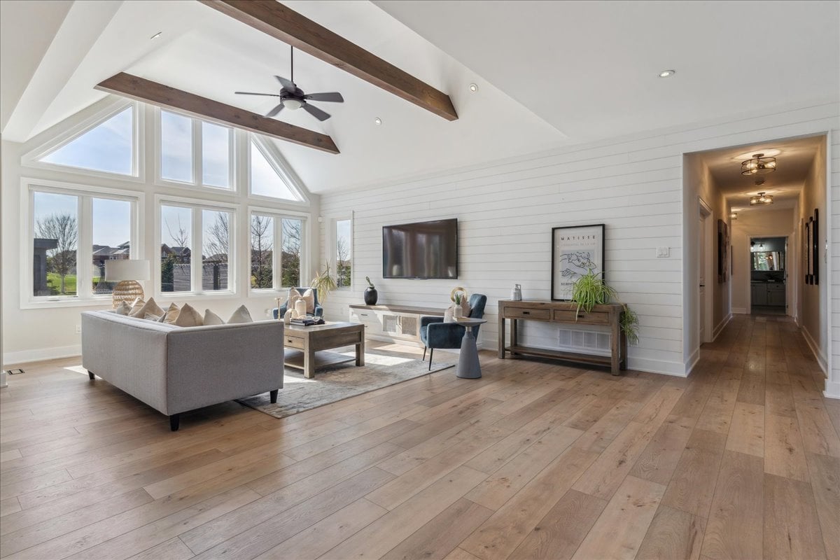 16 Goodwood St, Uxbridge