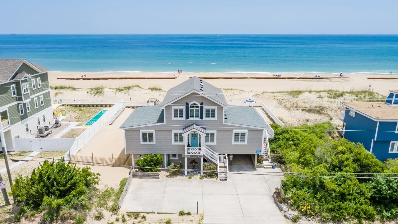 2912 Sandfiddler Road