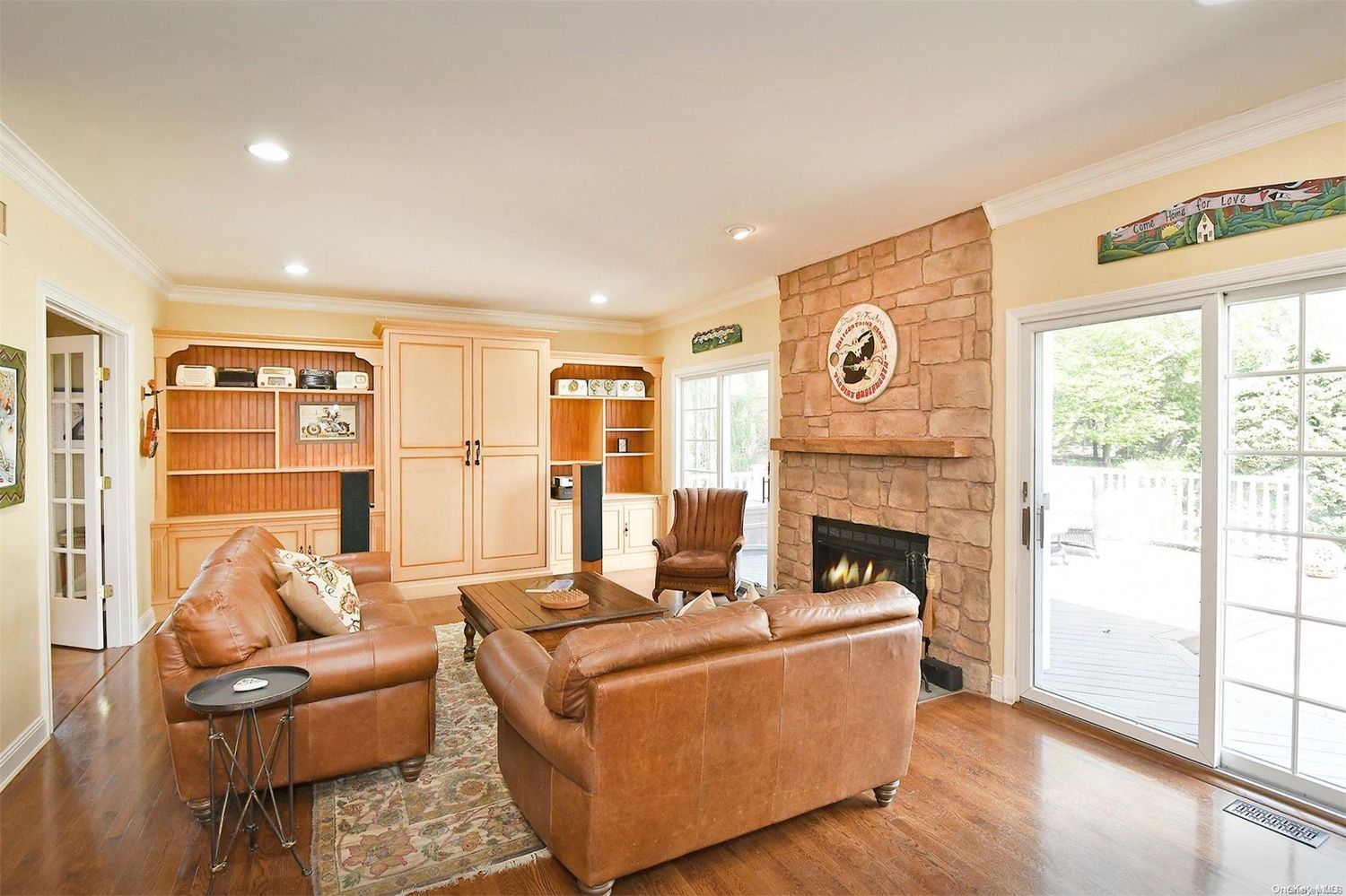 14 Dupont Ct