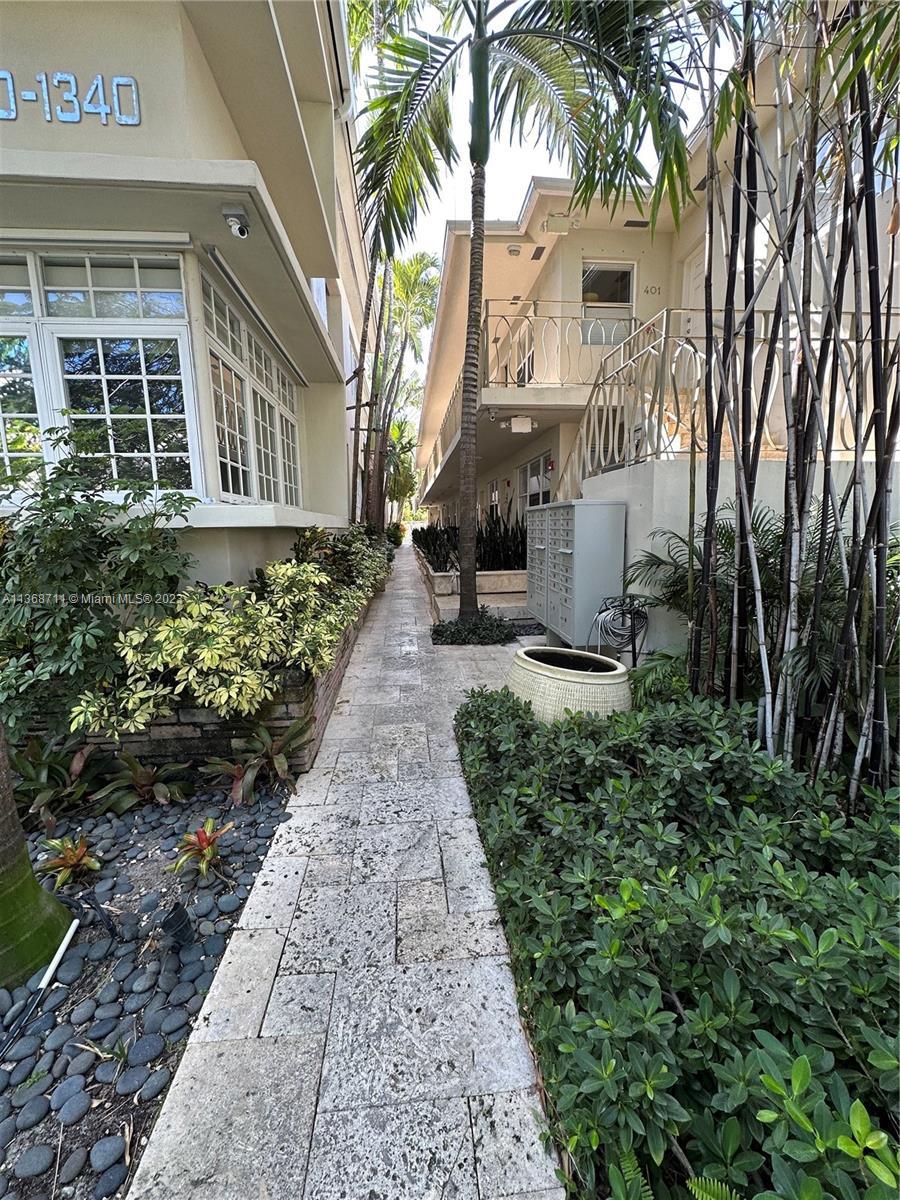1340 Drexel Ave #305