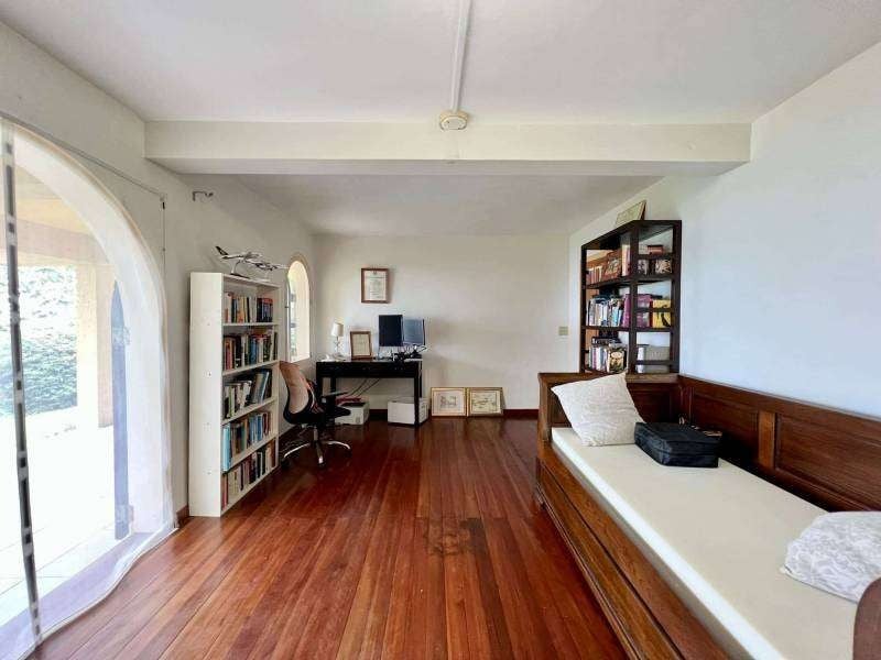 364 Maarib House