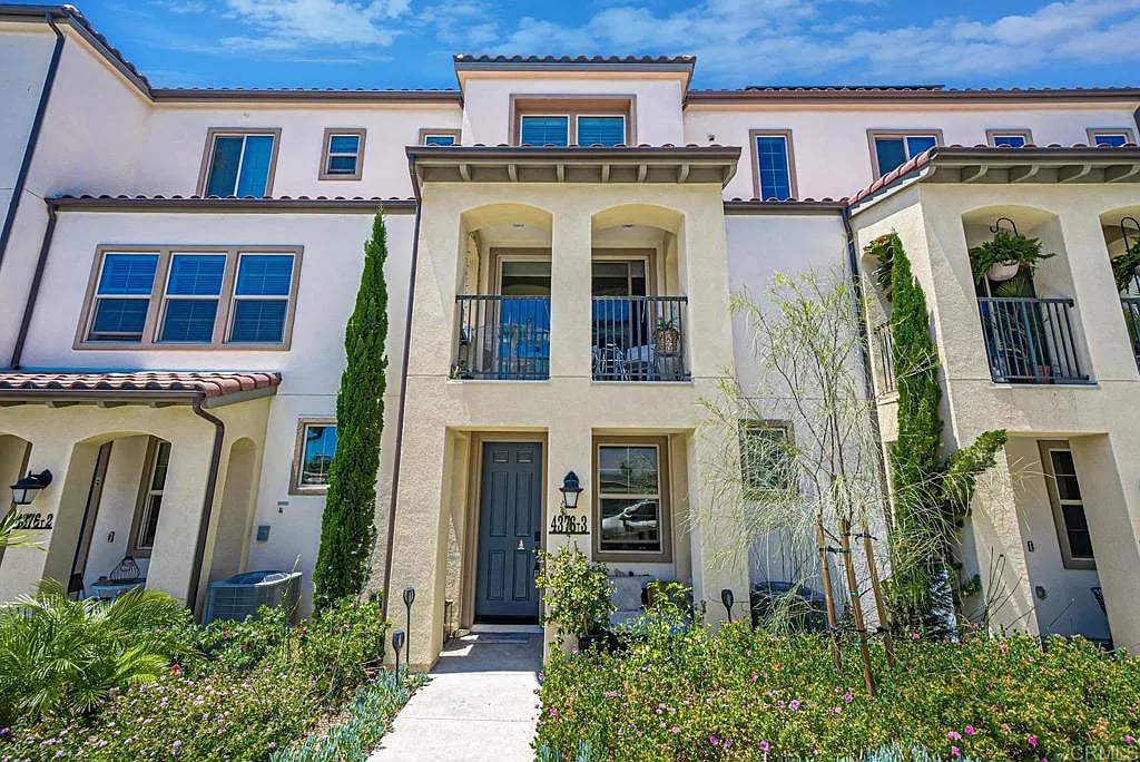 4376 Pacifica Way #3