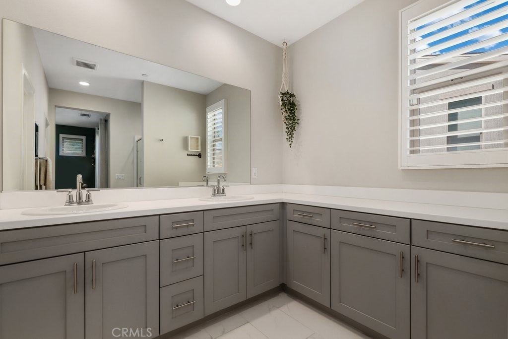 108 Alienta Ln