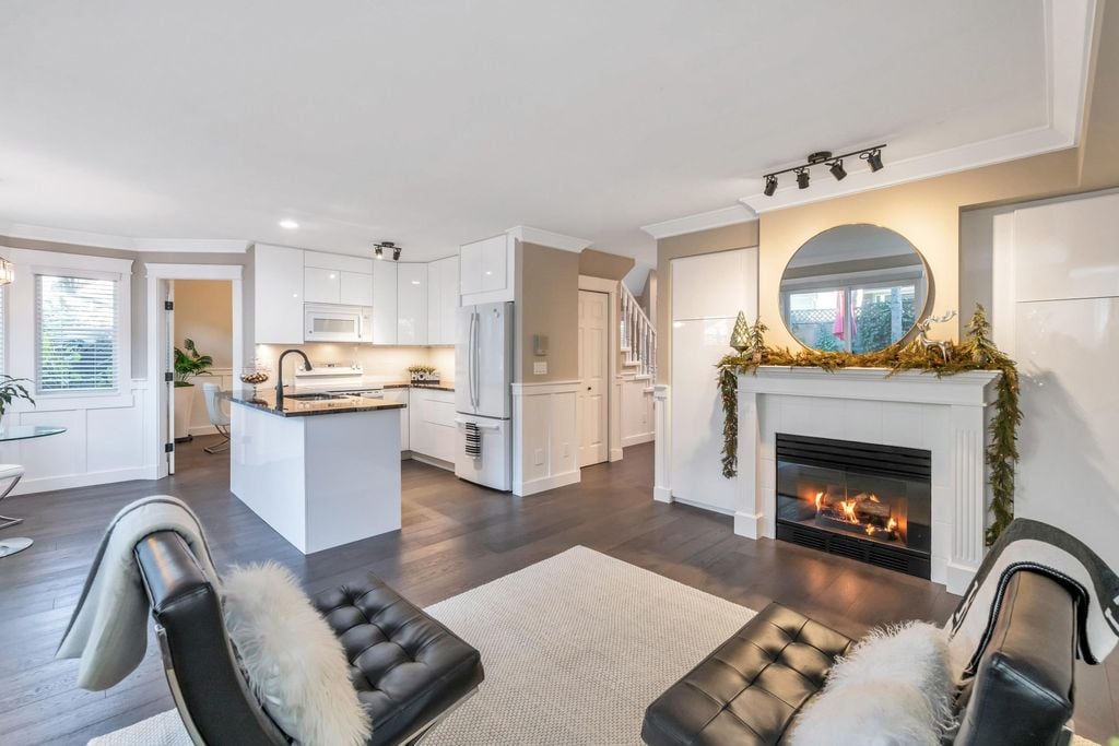 8560 162 St, #43