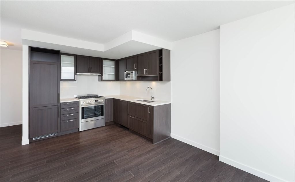 5470 Ormidale St, #1807