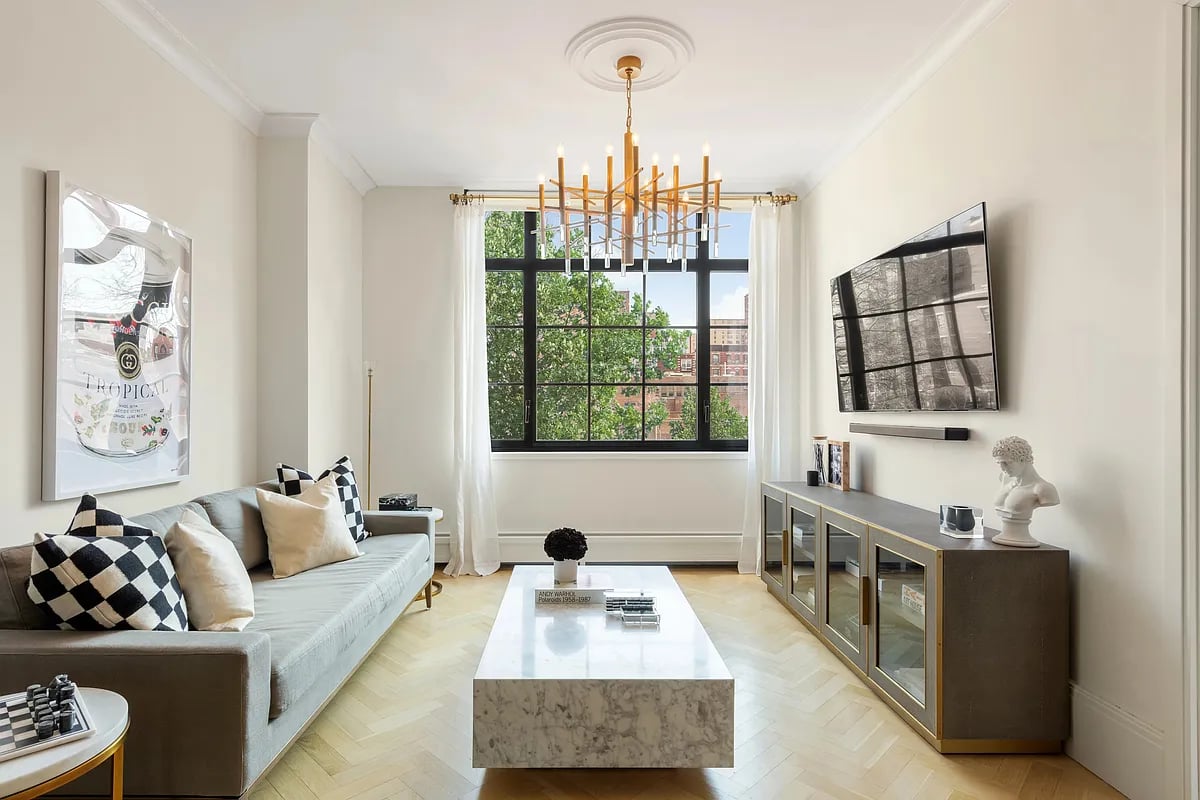 50 Clinton Street #2B