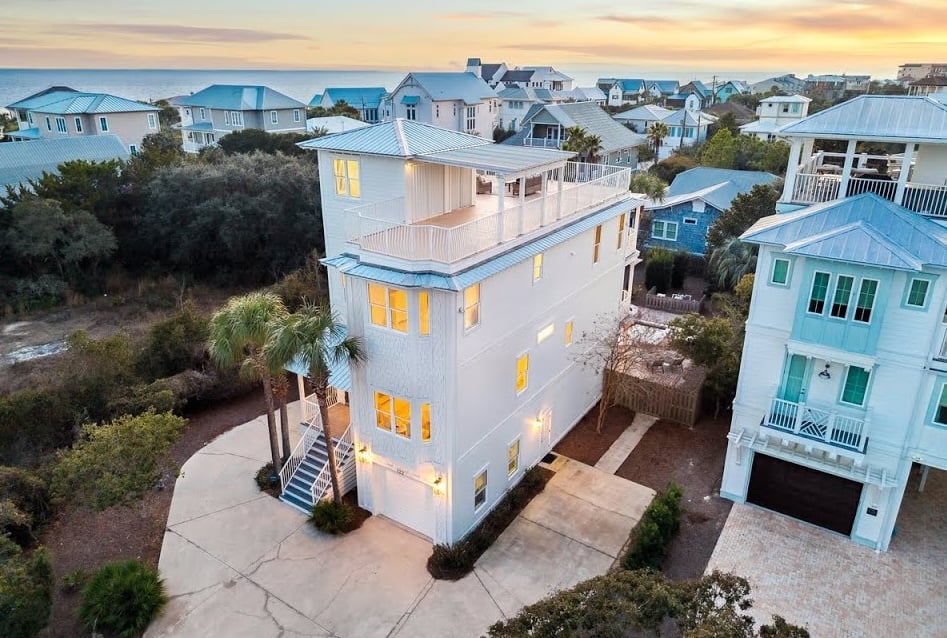 122 Gulf Point Road | Coastal Retreat With Expansive Outdoor Living Near Beach Access