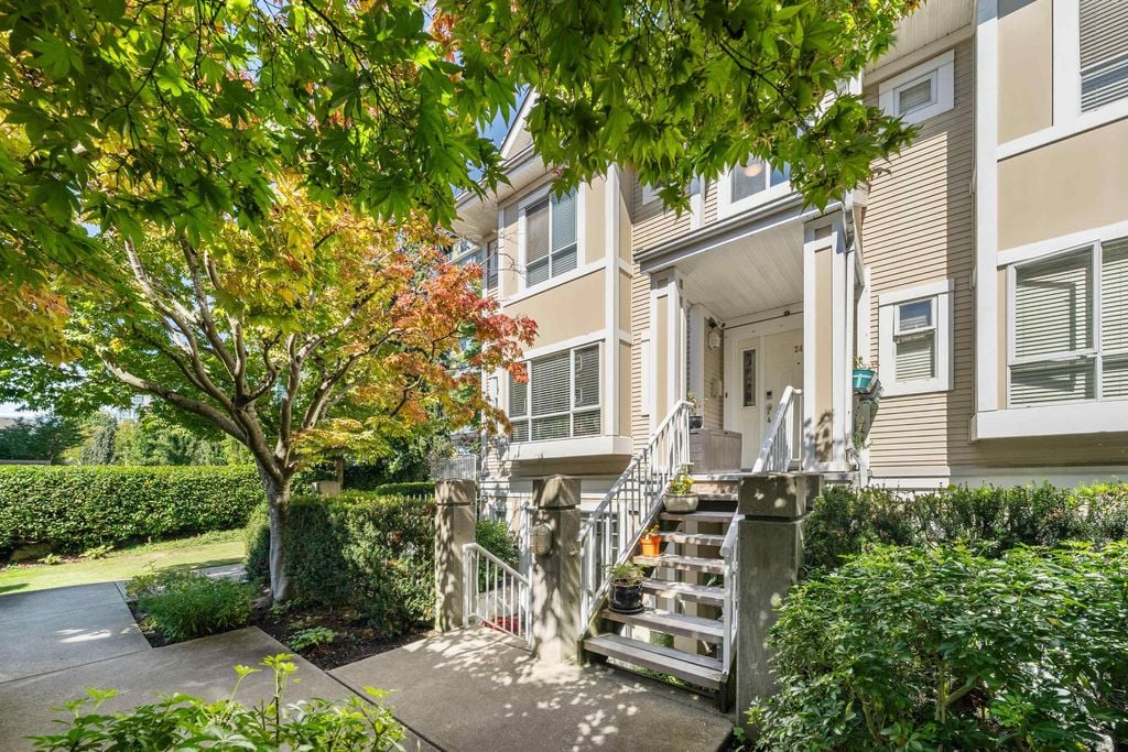 2885 E Kent Ave North, #24