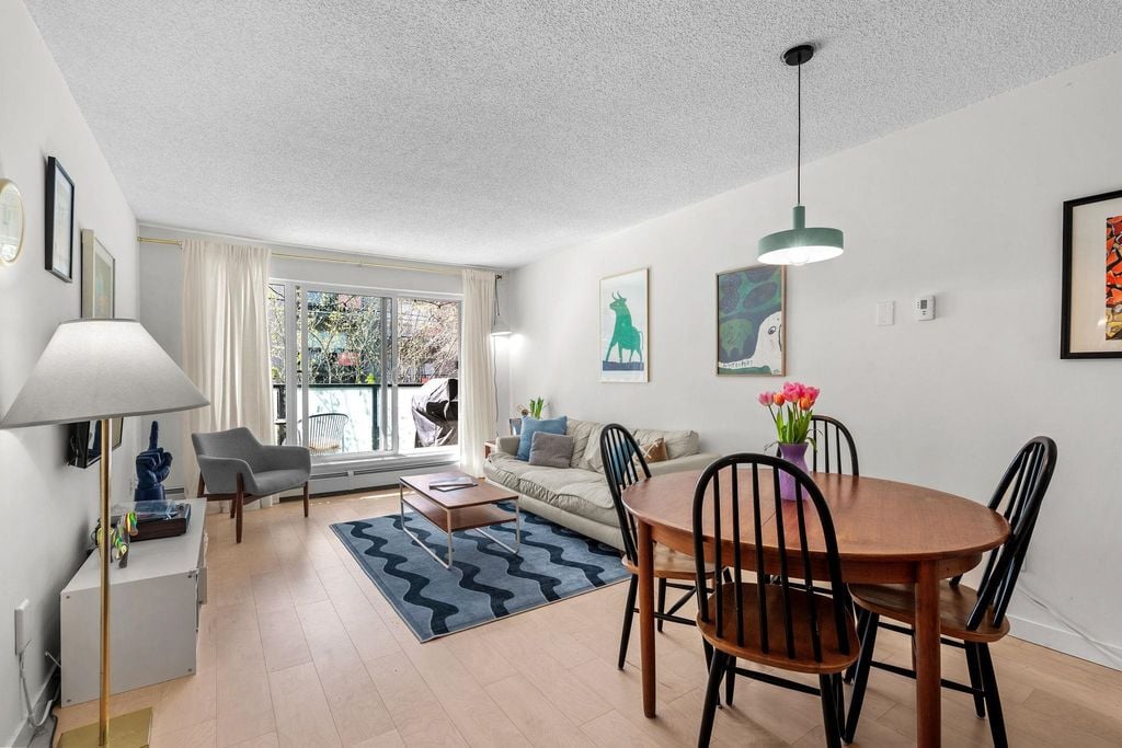 2328 Oxford St, #204
