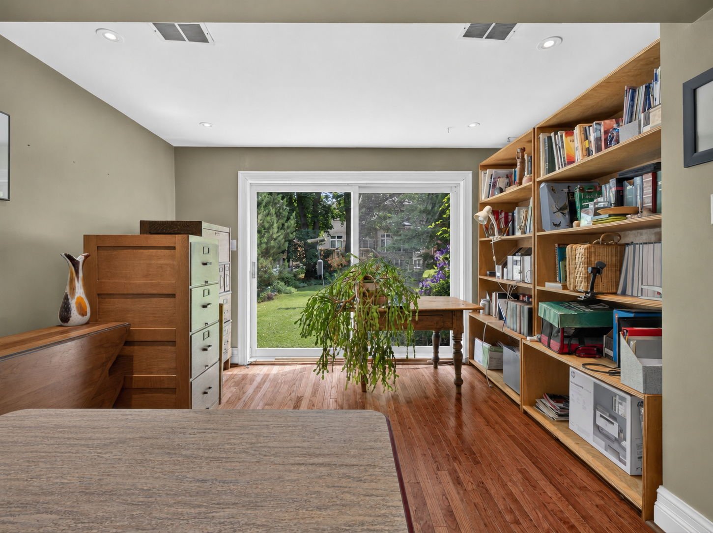 SOLD: Meticulously Maintained Residence