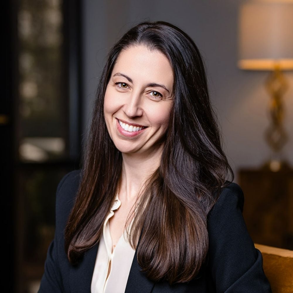 Meridith Andrews Greenville, NC Real Estate Agent Headshot