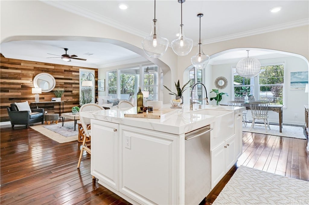 6 Galora Ln