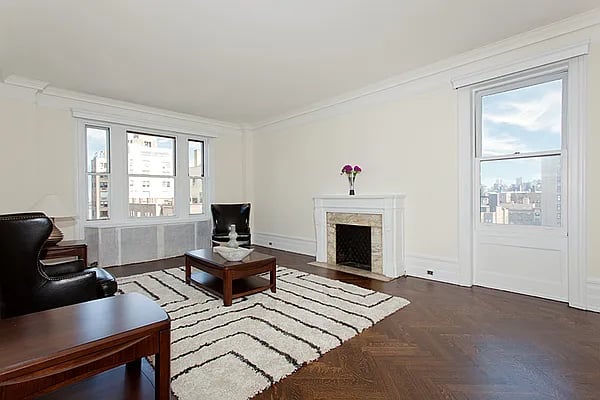 325 West End Ave Ste 9C