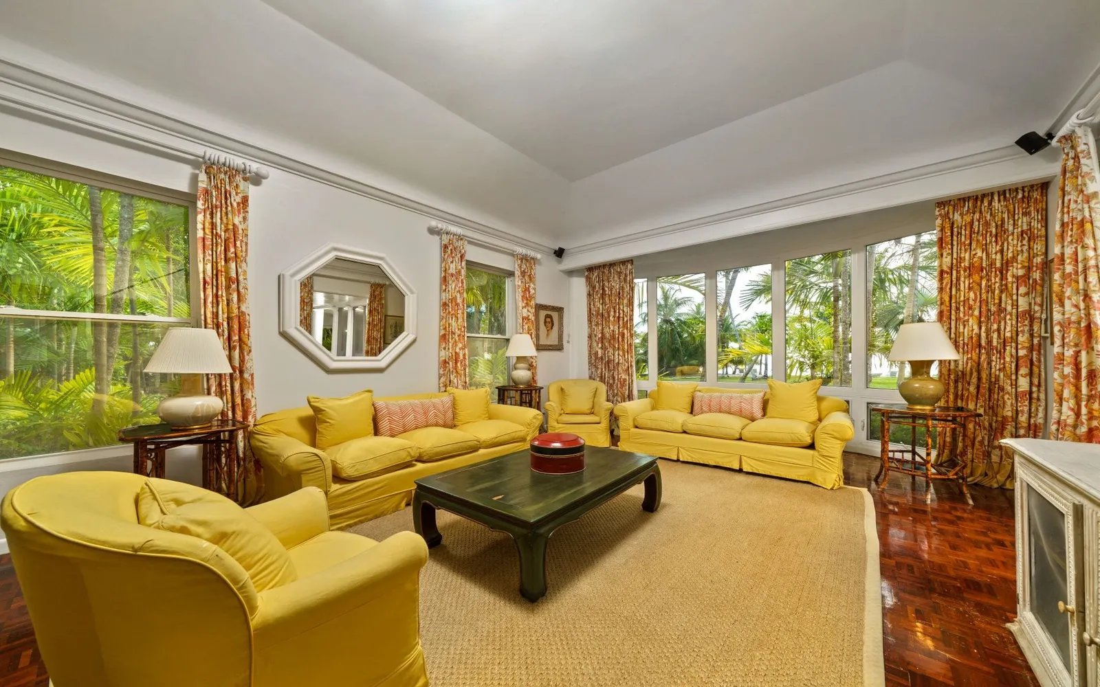 Magnificent Lyford Cay Beachfront Estate