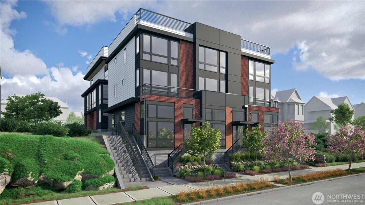 2366 Franklin Avenue E #B