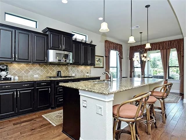 101 Desert Forest Ct